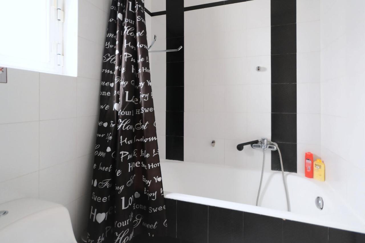 Luxury Apartment Demokratias Atenas Exterior foto