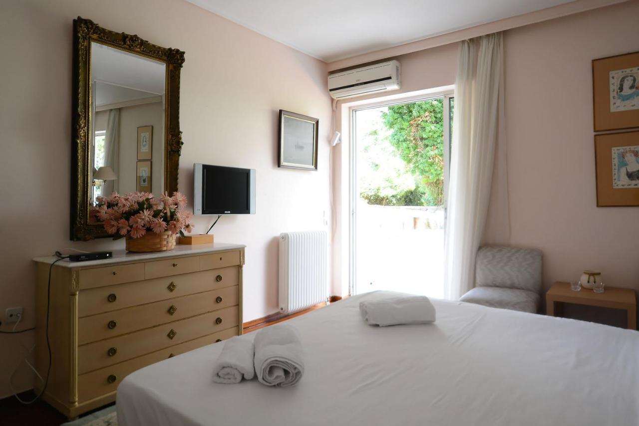 Luxury Apartment Demokratias Atenas Exterior foto