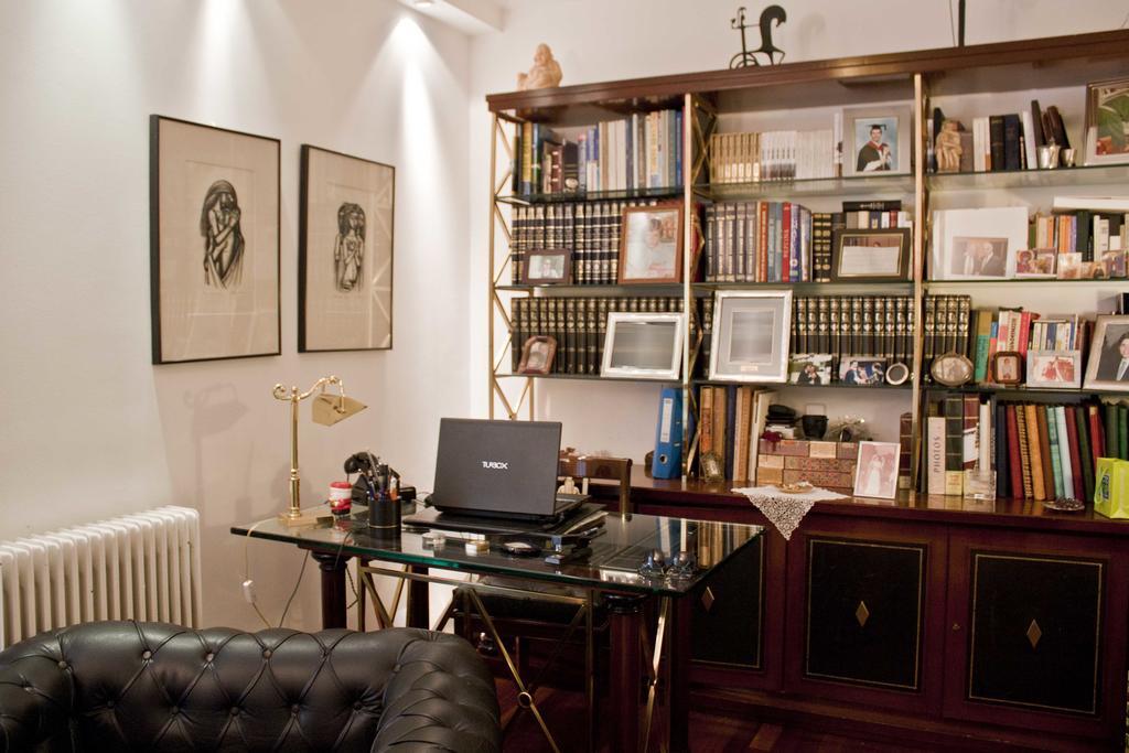Luxury Apartment Demokratias Atenas Exterior foto