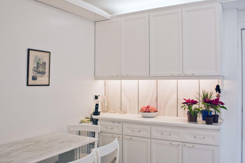 Luxury Apartment Demokratias Atenas Exterior foto